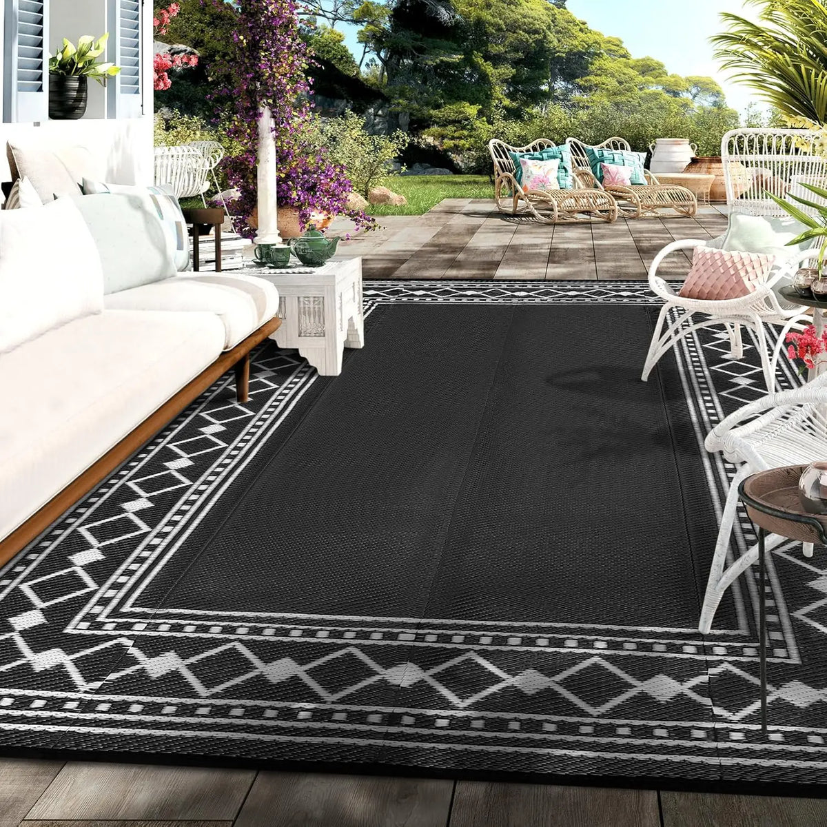 TWISTER.CK Waterproof Reversible Outdoor Plastic Straw Patio Rug