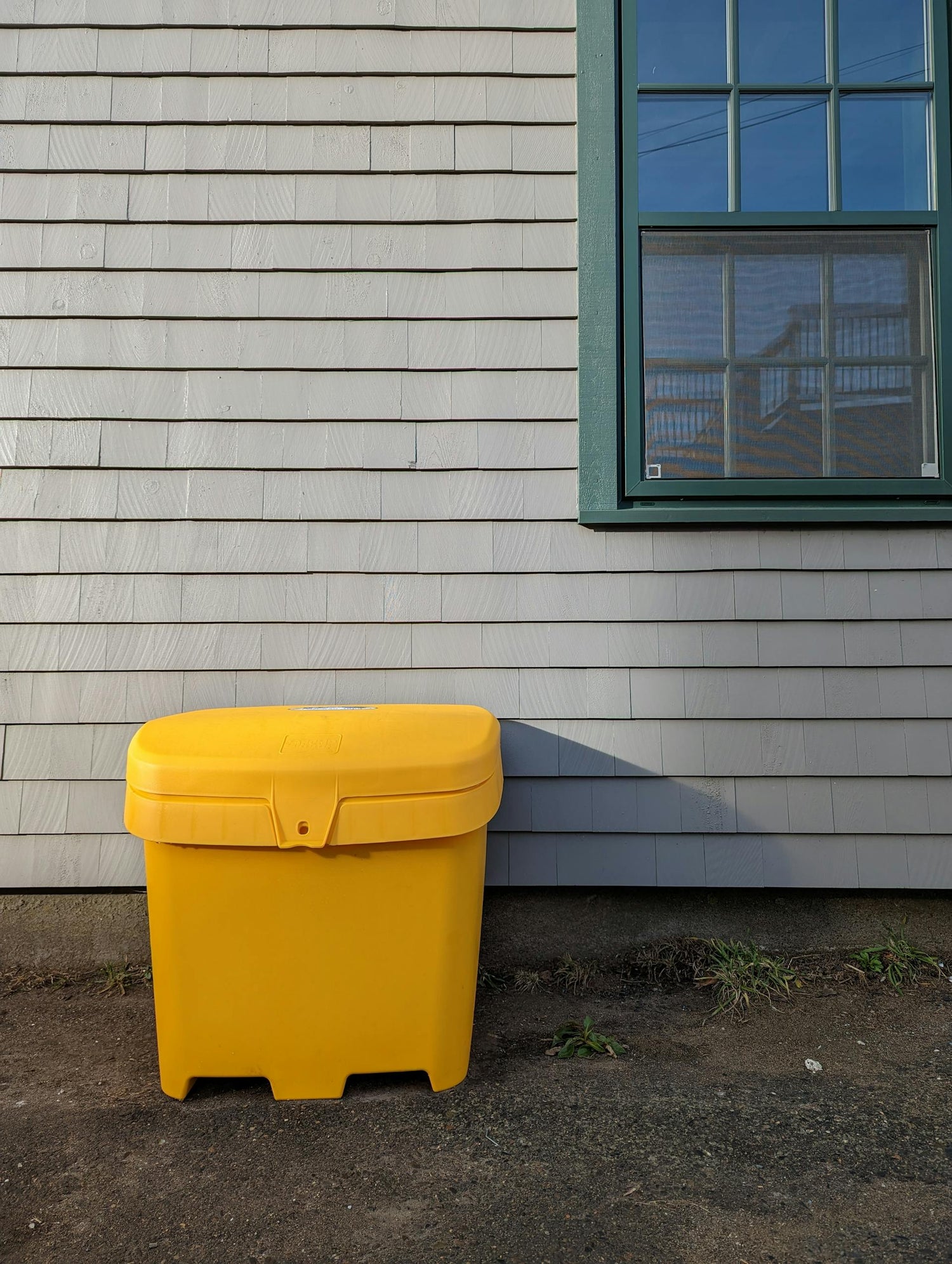 Storage & Containers