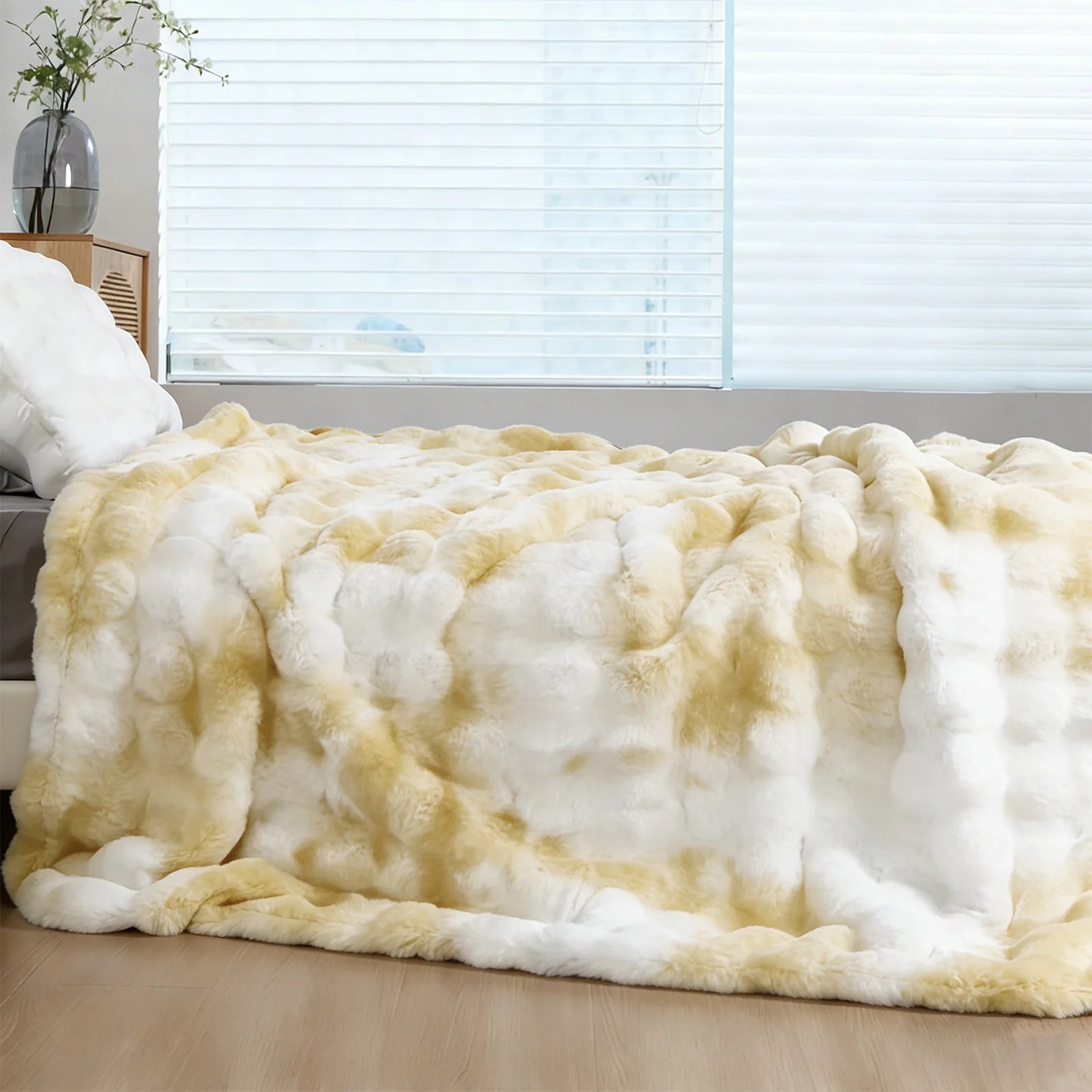 ROSEKIND Soft Cozy Faux Fur Rabbit Blanket Bed And Sofa