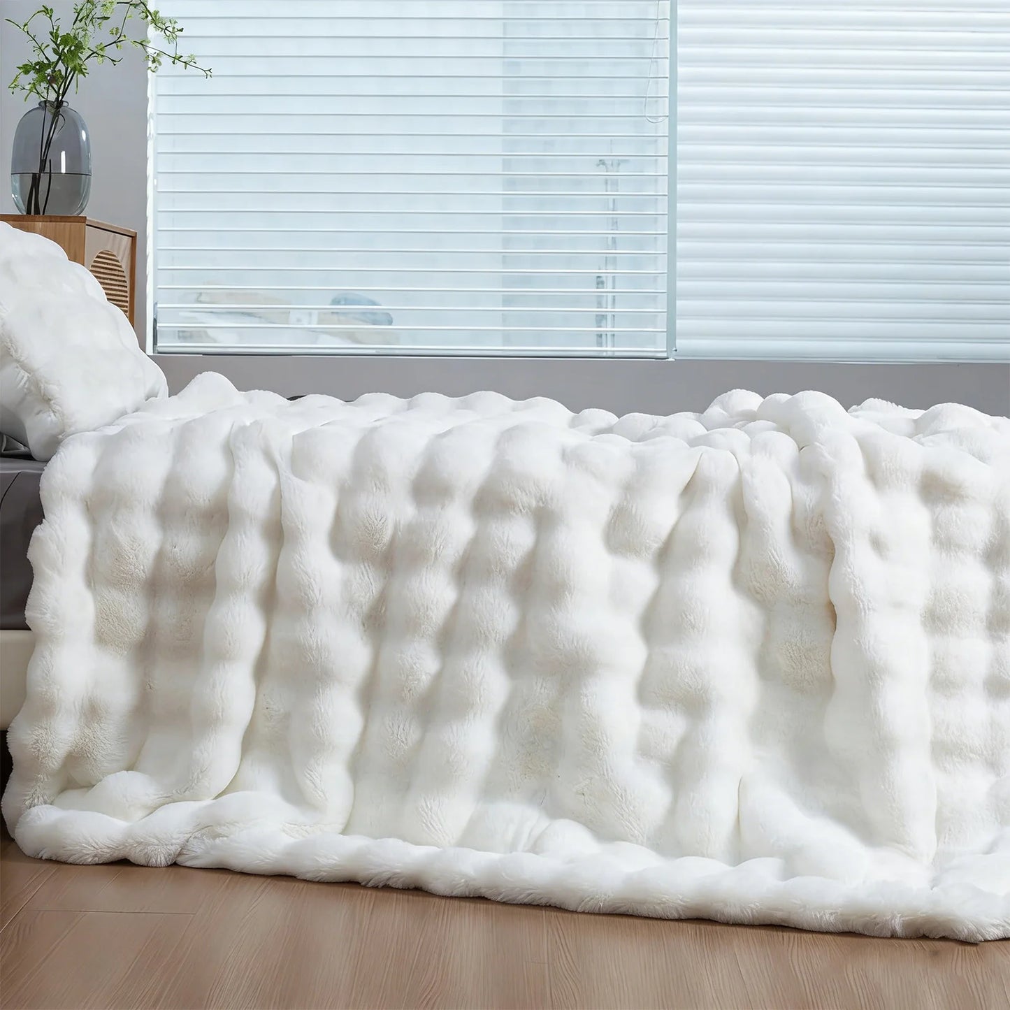 ROSEKIND Soft Cozy Faux Fur Rabbit Blanket Bed And Sofa