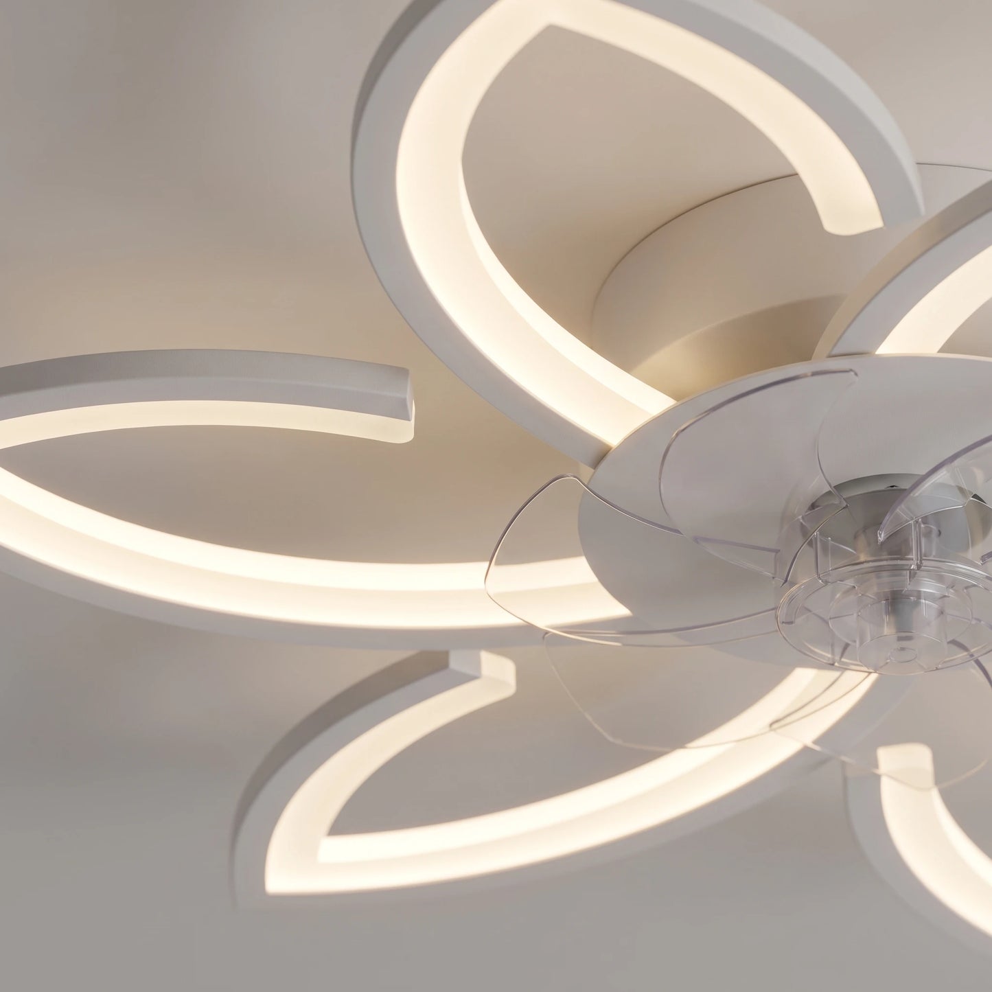 Petal Ceiling Fan Light With Remote Control And Stepless Dimming