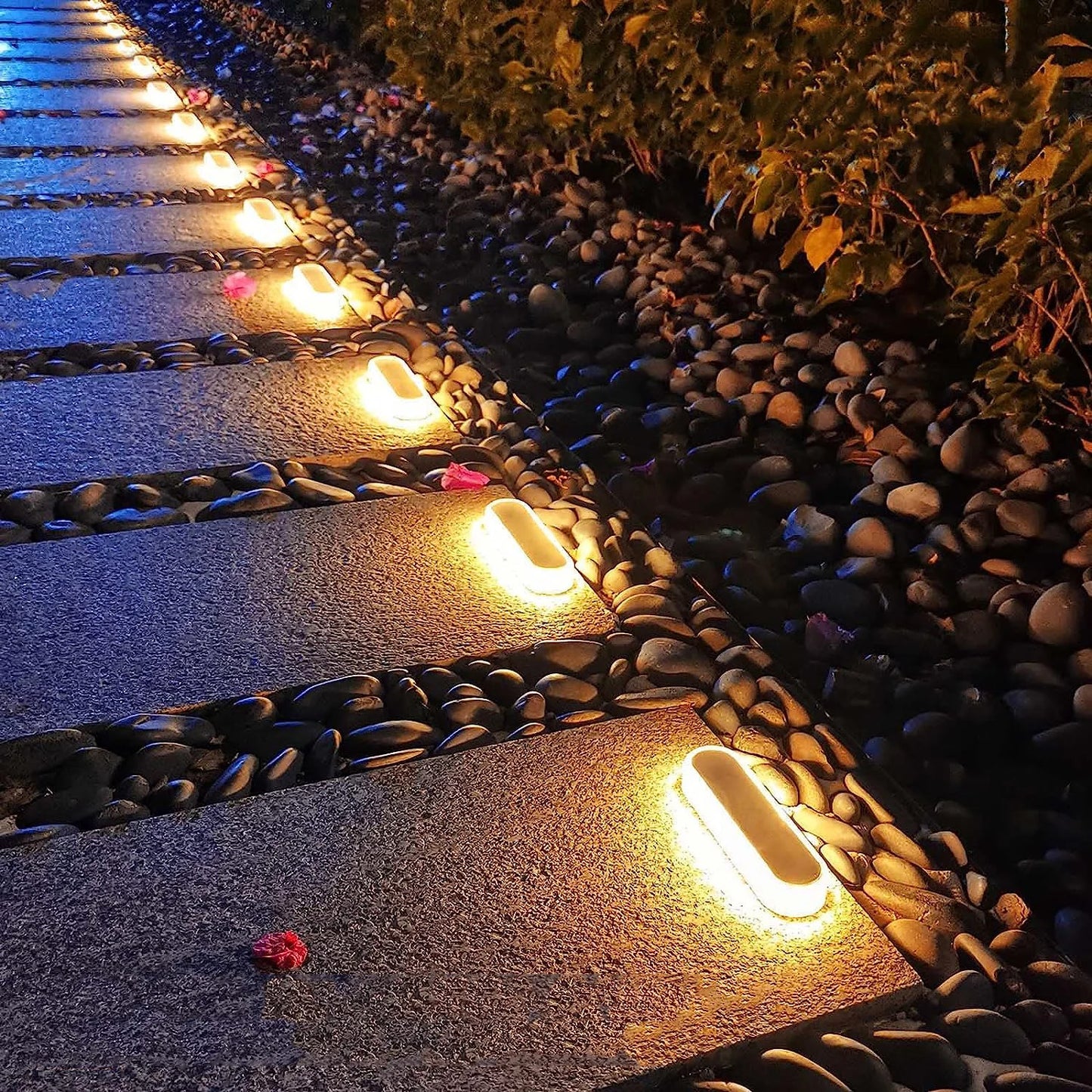 Premium Solar Deck Steps IP68 Waterproof Anti Pressure Auto Lighting