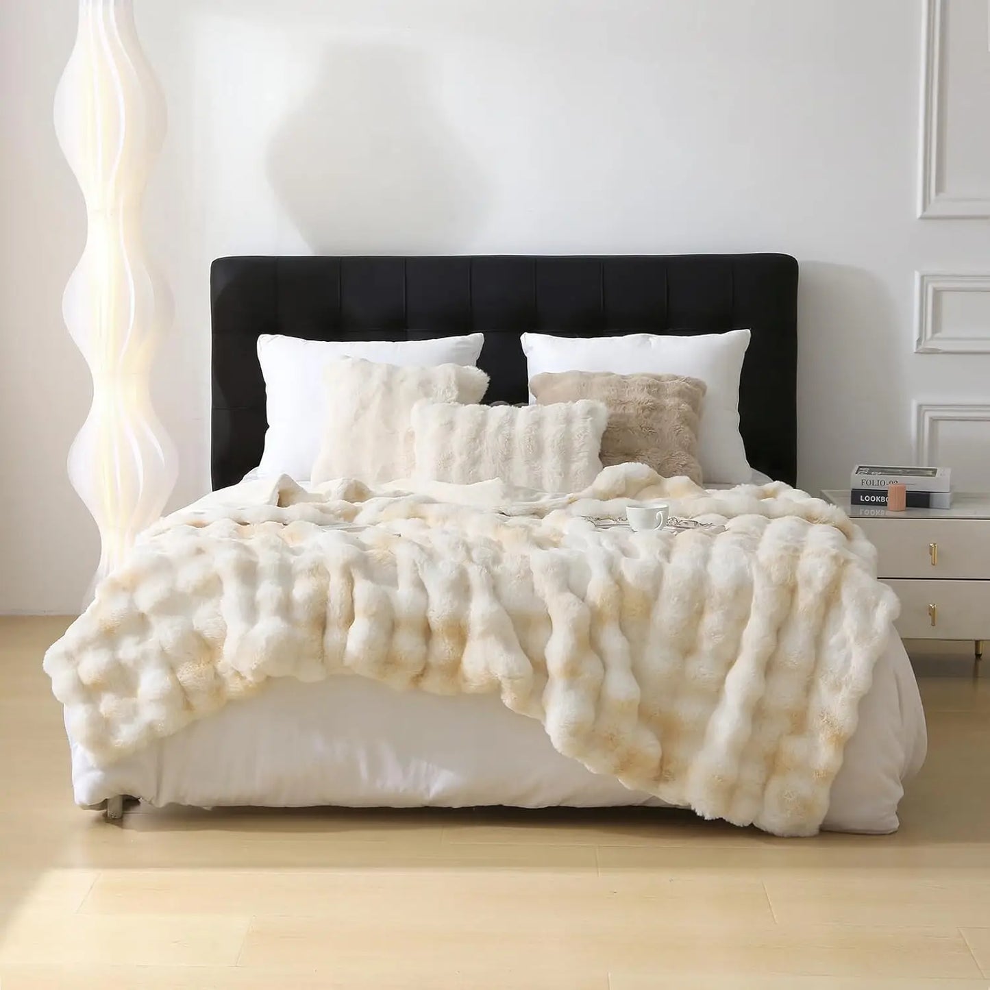 ROSEKIND Cozy Faux Rabbit Fleece Blanket Throw For Living Room