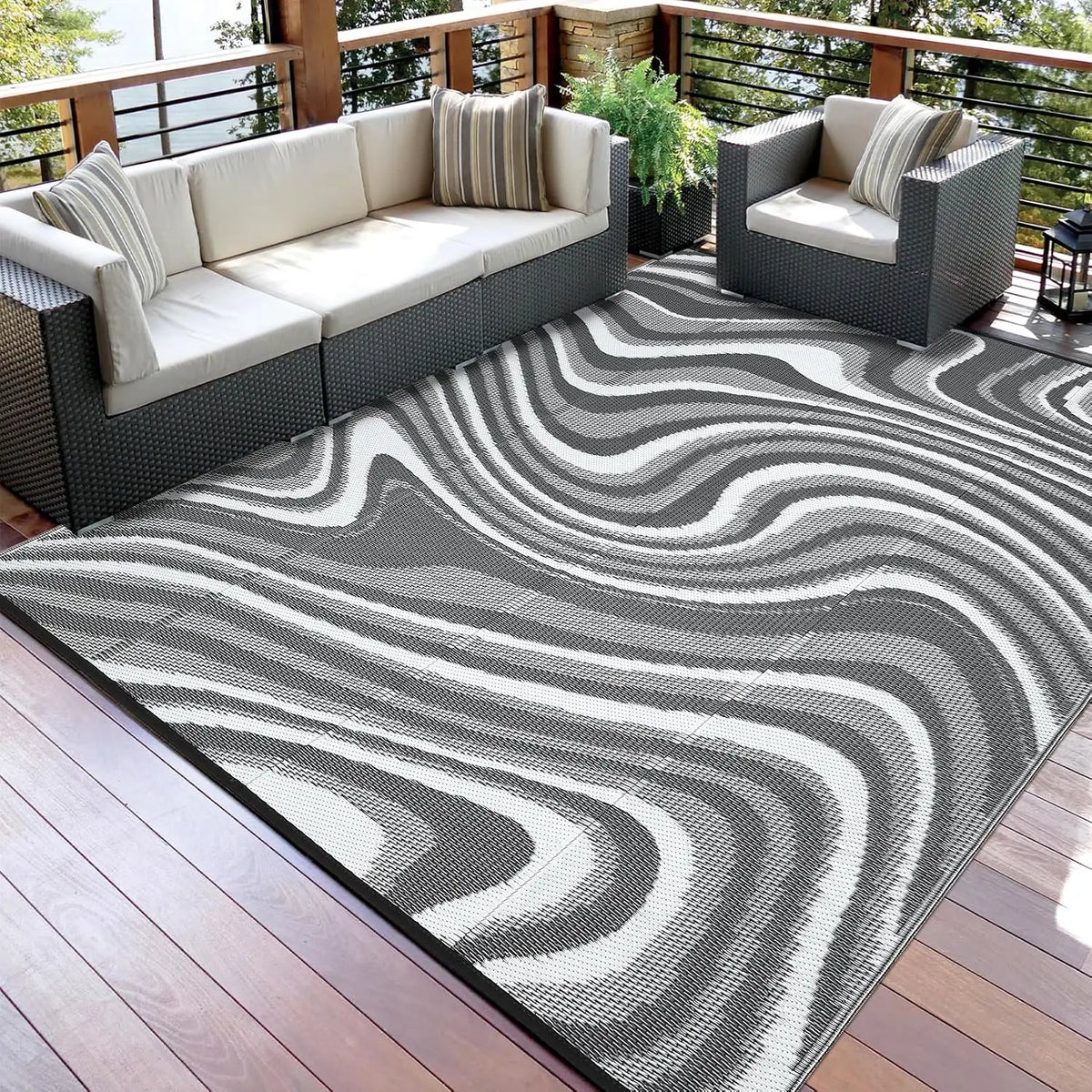 Garvee Waterproof Reversible Outdoor Rug for Camping Patio and Beach